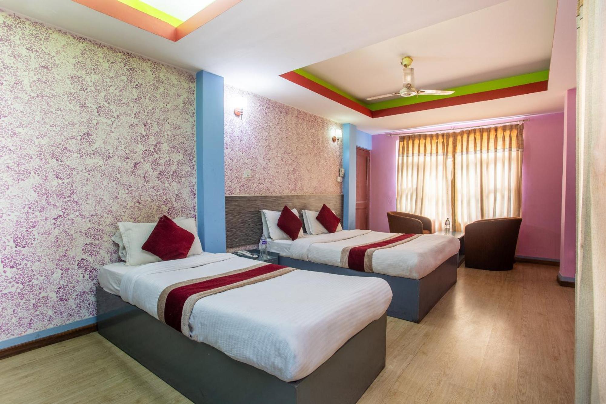 Oyo 808 Hotel Om Ganapati Pvt Ltd Kathmandu Exterior foto
