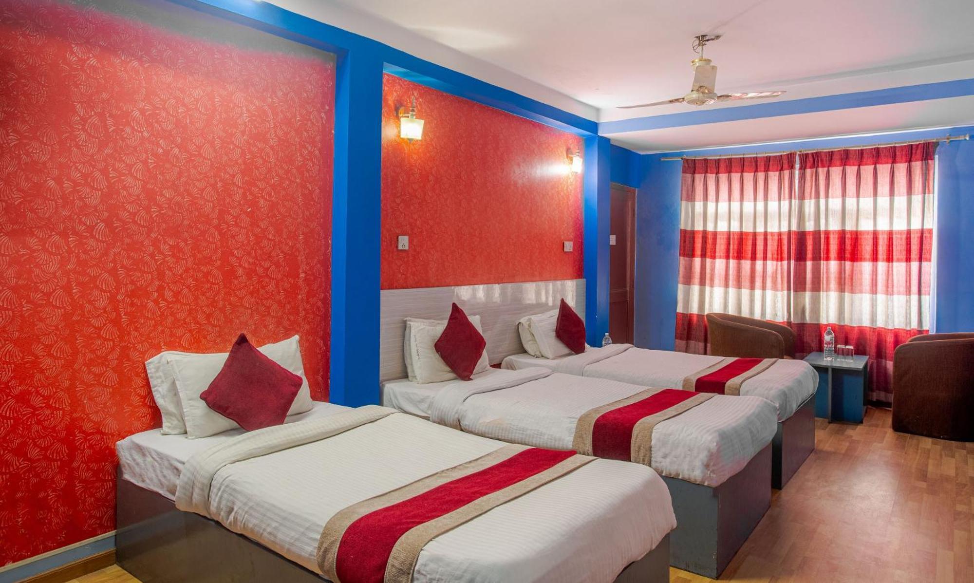 Oyo 808 Hotel Om Ganapati Pvt Ltd Kathmandu Exterior foto